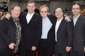 『ダイ・ハード』おさえ全米初登場1位の注目作が舞台パリで華々しく凱旋上映 画像