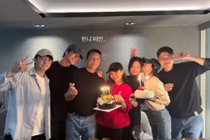 「まだ別れの途中です」女優ソン・ヘギョ、チャン・ギヨンらが集合！仲良しぶりに“ほっこり” 画像