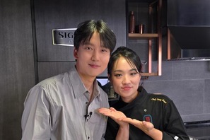 俳優キム・ナムギル、あの“女王”とのツーショットを公開！「弟子入りですか？」【PHOTO】 画像