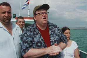 忙しく働く現代の日本人にも突き刺さる！　『シッコ』が提唱する正しい医療制度とは？ 画像