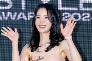 仕事も恋愛も絶好調！女優イム・ジヨン、海外の映画祭で初の演技賞受賞「最も強力で魅力的な演技」 画像