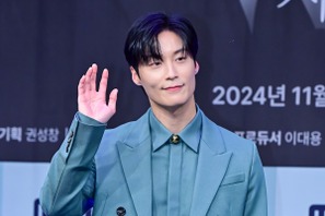 『その電話が鳴るとき』のホ・ナムジュン!2025年新ドラマでイ・ミンホ&コン・ヒョジンと共演 画像