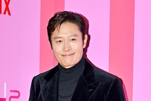 『イカゲーム2』イ・ビョンホンが明かした秘話「公開前後で変化があった息子の態度」 画像