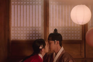 刺激強めの時代劇『春画恋愛談』予告編解禁！主演女優コ・アラの新境地に“期待大” 画像