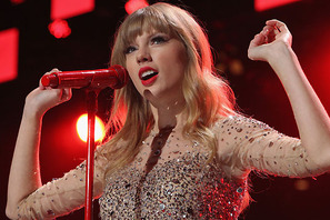 テイラー・スウィフト、エド・シーラン専用の寝室を用意するため自宅を改装予定 画像