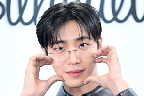 “最旬俳優” チュ・ヨンウ、『愛の不時着』監督の新作に出演か「前向きに検討中」 画像