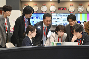 「ラスボスは…」「裏がある感じ」高橋英樹“国定会長”の発言に考察の声上がる…「キャスター」2話 画像