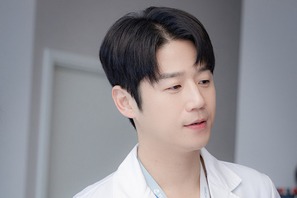 惚れるのも納得。『いつかは賢いレジデント生活』ク・ドウォンの3つの魅力ポイント 画像