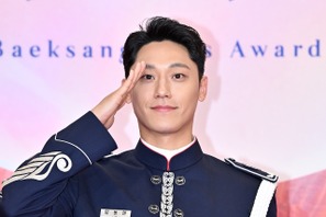 俳優イ・ドヒョン、除隊直後から良いニュース続々！映画監督たちが選ぶ「今年の新しい男優賞」受賞 画像