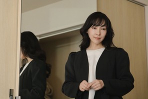 「強くなっててばちばち」麻生久美子“あやめ”サムゲタンを囲んでの“バトル”にSNS沸く…「魔物」5話 画像