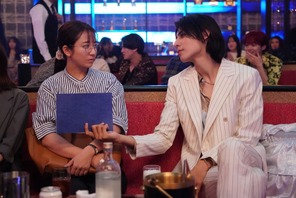 教師とホストが初対面…木村文乃×ラウール「愛の、がっこう。」第1話場面写真 画像