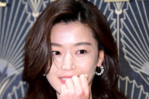 『星から来たあなた』女優チョン・ジヒョン、現事務所と契約終了へ。2作品が公開控える中での決断 画像