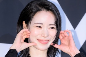 恋人イ・ドヒョンの除隊と誕生日が重なって…イム・ジヨン、幸せオーラ全開の満面の笑み【PHOTO】 画像