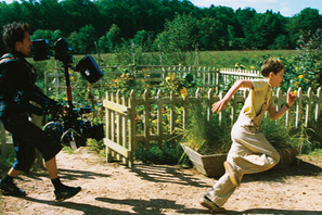 フレディ・ハイモア、秘密スタジオで続編撮影始動『アーサーとミニモイの不思議な国』 画像