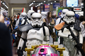 『スター・ウォーズ　エピソード4／新たなる希望』のストームトルーパーのヘルメット、オークションで約3800万円で落札 画像