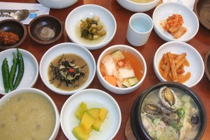 韓国ドラマに出てくる食卓風景／『瑞草洞＜ソチョドン＞』のランチ会はどんな食事が多いのか 画像