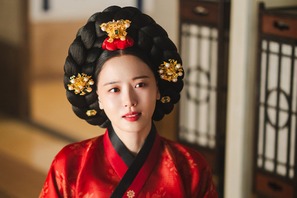 Netflix話題作『暴君のシェフ』に品格を加えたカン・ハンナ。“悪女”なのに目が離せない！ 画像