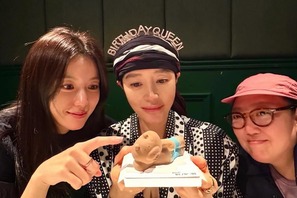 『トンイ』女優ハン・ヒョジュ、『イ・サン』女優ハン・ジミンら大集合！キム・ヘスの誕生日を祝福【PHOTO】 画像