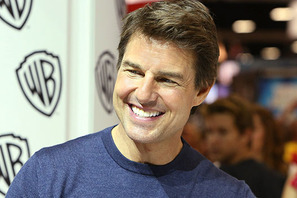 トム・クルーズ、演劇学校の卒業式で生徒に向かって感動のスピーチを披露 画像