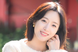 「噂のデキ婚ではありません」K-POPアイドル出身女優が突然の結婚を発表したワケ 画像