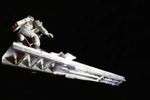 『2001年宇宙の旅』のアンサーにして、『エイリアン』の元となった、ジョン・カーペンター監督デビュー作『ダーク・スター』予告編 画像