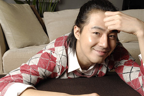 「次はどんな役がいいですか？」人なつっこい笑顔でチョ・インソンが語る『卑劣な街』 画像