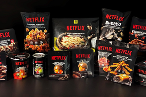 「“おうちシネマ”楽しもう」「箱買いします」ネトフリ鑑賞のお供が勢揃い！ Netflixコラボ商品が11月15日より数量限定販売 画像