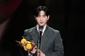 「MBC演技大賞」大賞に輝いたソ・ガンジュン、謙虚さが滲み出たスピーチ「なぜ僕がこの賞を…」 画像