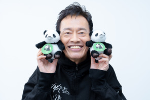 “パンダ好き”遠藤憲一、日本語版ナレーションを担当『パンダのすごい世界』本予告編 画像