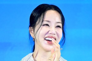 “韓国のマドンナ”から安定感抜群の女優に。憧れの50代「オム・ジョンファ」のすべて 画像