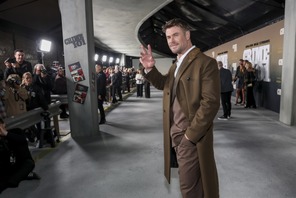 クリス・ヘムズワース「今まで演じたことがない種類の役」マッド・デイモン＆ベン・アフレックら駆けつけ大盛況！『クライム 101』ワールドプレミア 画像