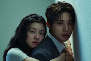 Netflix映画『パヴァーヌ』主演コ・アソン＆ムン・サンミンが魅せた、静かで深みのある表情【PHOTO】 画像