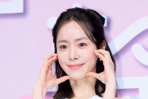 “公開恋愛中”のハン・ジミン、紹介デートもあり!? 新ドラマ制作発表会で「メリットに気づいた」 画像