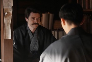 「ばけばけ」第113回あらすじ・場面写真　ヘブンは、錦織に再会し助力を得ようとするが、協力を断られてしまう…3月11日放送 画像