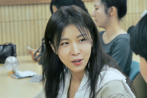 女優ハ・ジウォン、47歳で二度目の大学生活スタート！“先輩たち”との世代ギャップに大慌て 画像