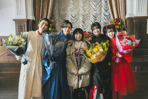 永瀬廉「King ＆ Princeをやっていて良かった」吉川愛らキャストと舞踏会ダンスシーンでクランクアップ『鬼の花嫁』写真が到着 画像