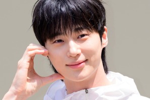 5月のブランド評判ランキング1位のビョン・ウソク、えくぼまでそっくりな美人実姉が話題に！ 画像