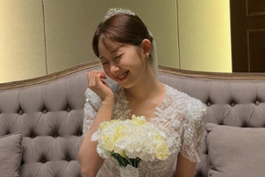 『ワンダーフールズ』女優、結婚を直筆手紙で電撃発表。その中身は? 画像