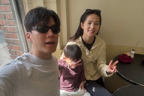 『鉄槌教師』キム・ムヨル＆ユン・スンアの愛息、パパに瓜二つ！愛らしいキュートな近況報告【PHOTO】 画像