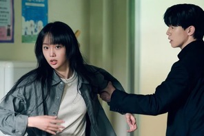 女優チン・ギジュ、『鉄槌教師』で新たな代表作誕生！予測不能な魅力で“人生キャラクター”を更新 画像