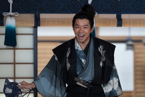 「豊臣兄弟！」第26回あらすじ・場面写真　信長の苦しみを察した小一郎と秀吉は、信長と市を長浜城に招く…7月5日放送 画像