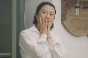 トップ女優キム・ヒエがバラエティで見せた涙の理由…「大きな癒しをもらった」 画像