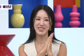 56歳なのに体内年齢は「30代」。女優オム・ジョンファが明かした実は“簡単な秘訣”は？ 画像