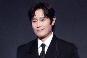 イ・ビョンホン、韓流エキスポで外交部長官賞を受賞！「AI時代でも最も興味深いのは人間」 画像