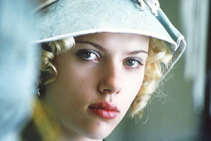 今年下半期は、イギリス映画に注目!!　vol.2　『理想の女』ならぬ、“話題の女”スカーレットが見せるファッション 画像