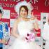『幸せになるための27のドレス』イベントにて（左から）桂由美、西川史子、假屋崎省吾