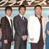 『クライマーズ・ハイ』完成披露舞台挨拶。左から尾野真千子、堺雅人、堤真一、原田眞人監督、元ちとせ。
