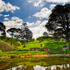 ホビット庄-(C) “Hobbiton Movie Set Tours” for Hobbiton