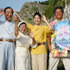 『真夏の夜の夢』沖縄先行上映。（左から）平良進、平良とみ、蔵下穂波、中江裕司監督
