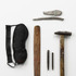 パフォーマンスのための道具(サヌカイト、ハンマー、鏨、イクパスイ、アイマスク) Photo: Kioku Keizo